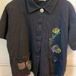Shirt with beautiful button and painted flowers